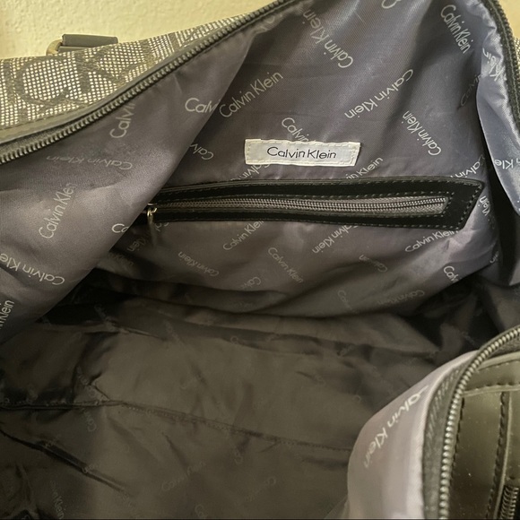 SOLD❤️ Calvin Klein Luggage Carry On Bag - Picture 11 of 13